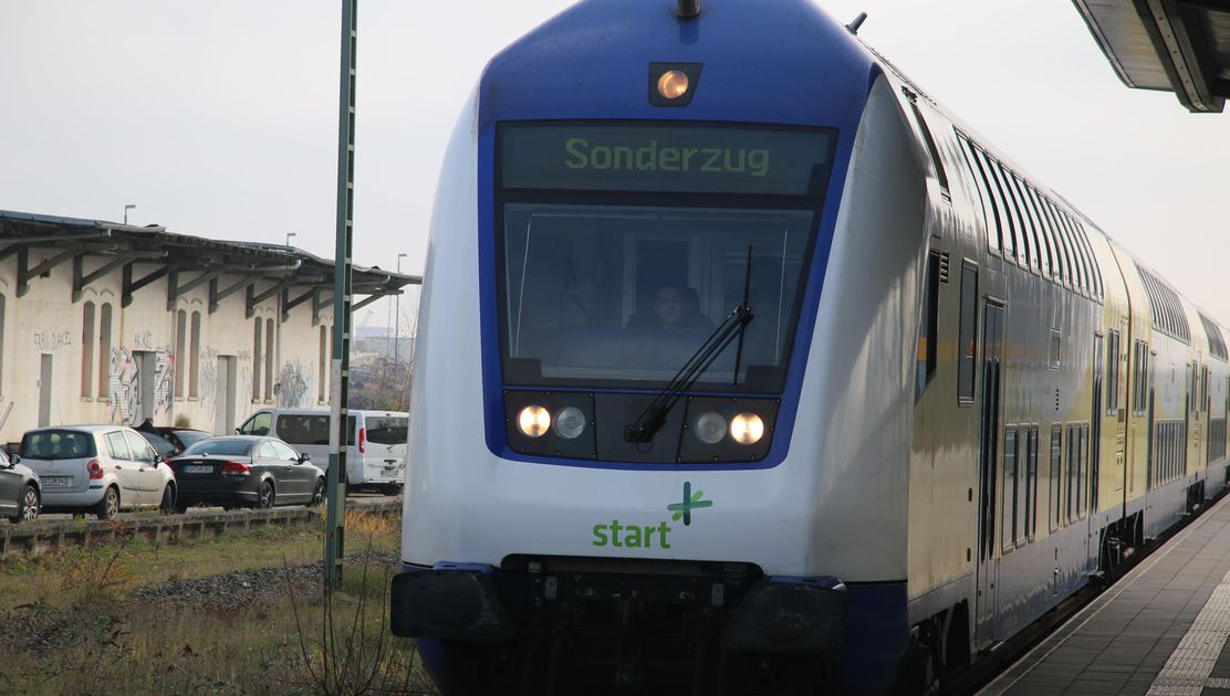 Bahnverkehr PendlerFrust im Kreis Cuxhaven nimmt kein